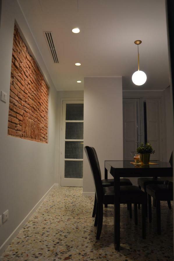Dimora San Camillo Hotel คาตาเนีย ภายนอก รูปภาพ